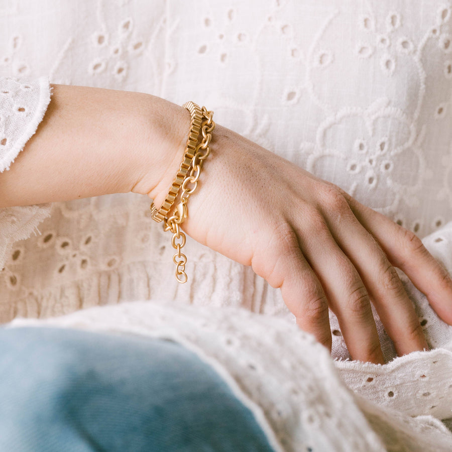 Nest Pretty Things - Matte Gold Chain Bracelets: 7" / paperclip