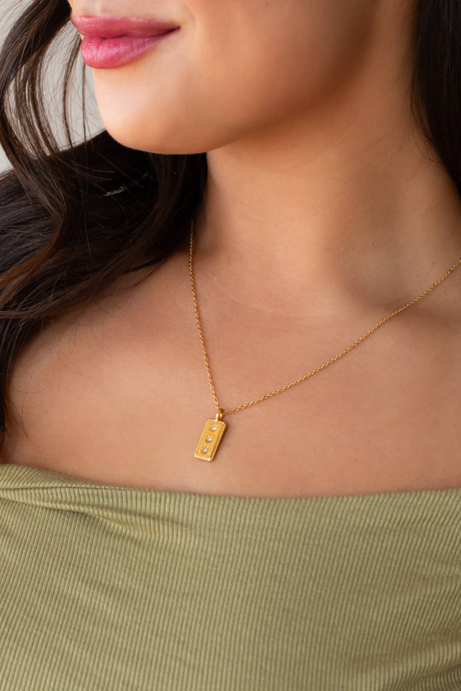 Gold Stars Pendant Necklace