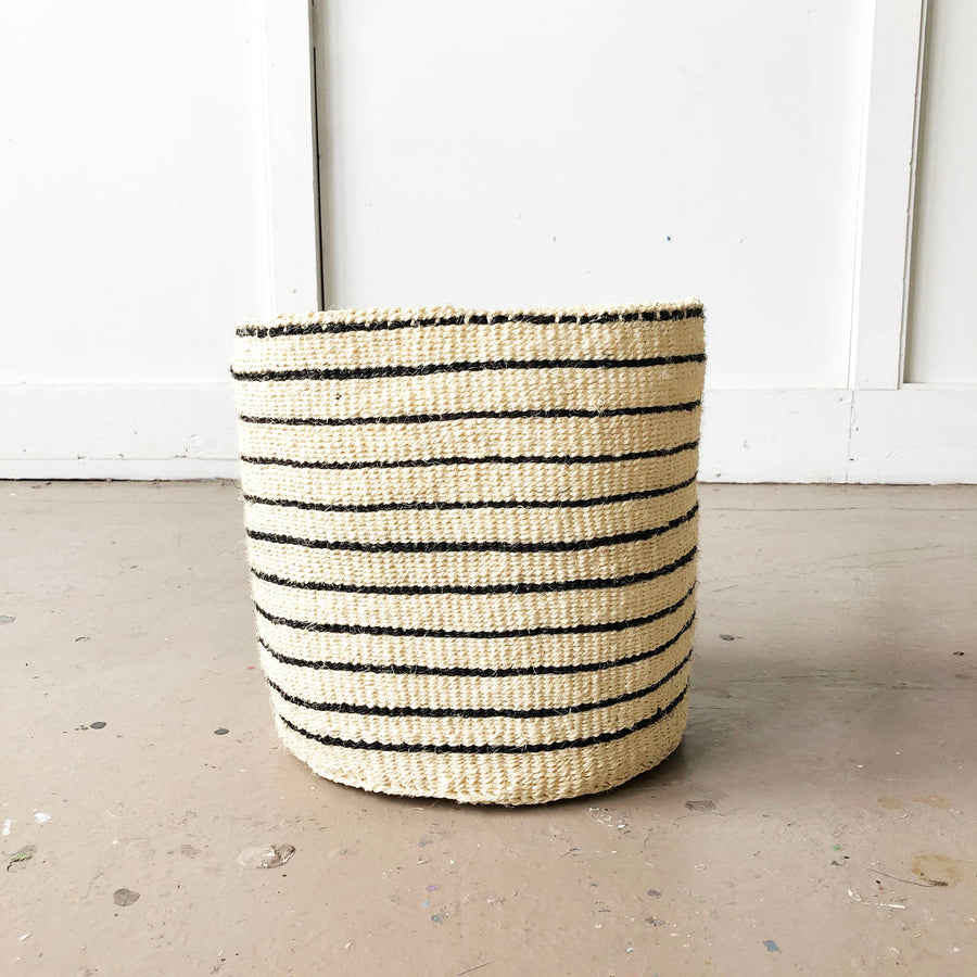 Amsha - Storage Plant Basket: Neutrals: Black White & Tan