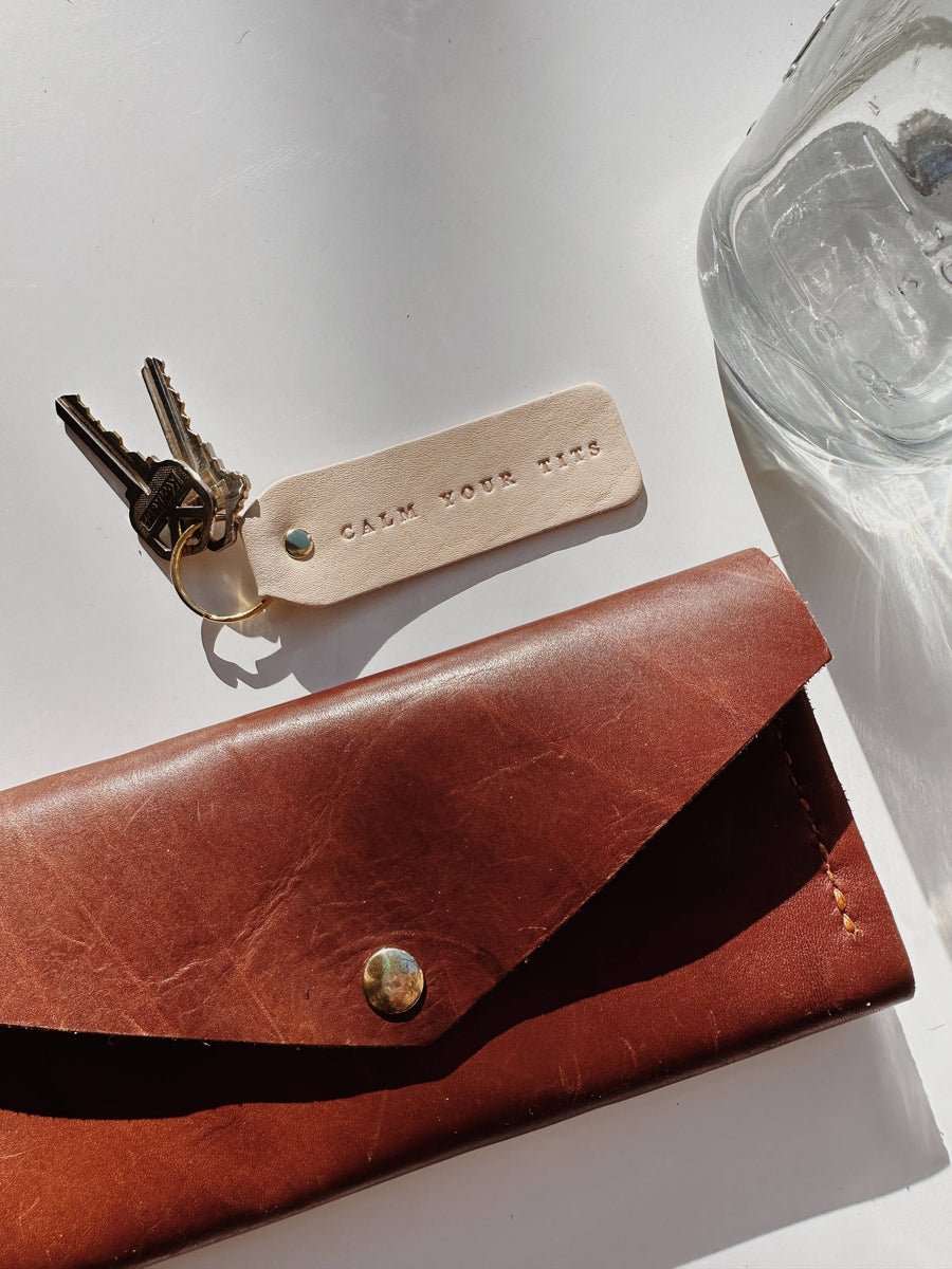Twin Sparrow - “Calm Your Tits” Keychain: Camel / Gold / Flat