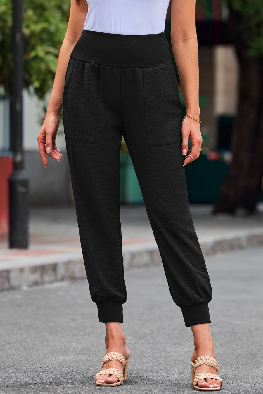 Black Pocketed Casual Joggers