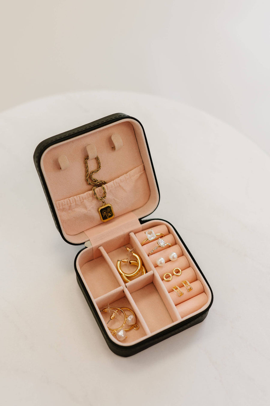 modern+chic - KRISTEN JEWELRY TRAVEL CASE BOX ORGANIZER: Chocolate Brown