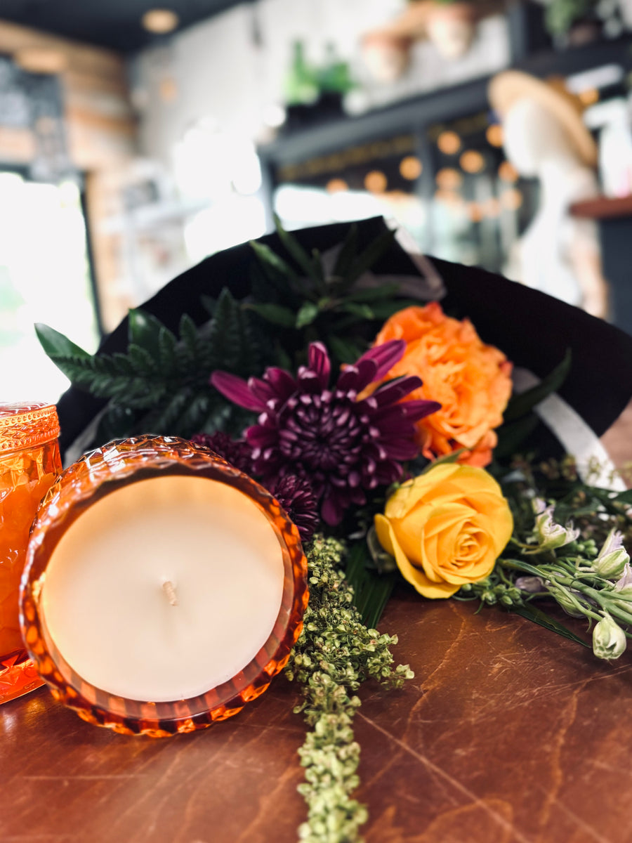 Bundle - flowers +’candle