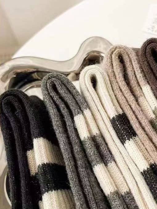 Sweetkama - Ladies Socks/Rib Knit Color Block Stripe Socks/OS