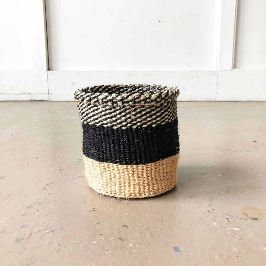 Amsha - Storage Plant Basket: Neutrals: Black White & Tan