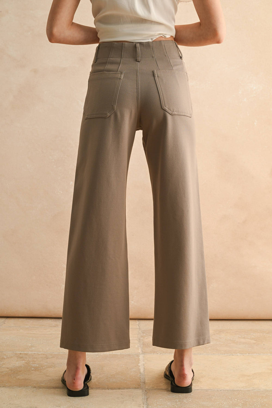 2 Pockets Pointe Pants - Mocha