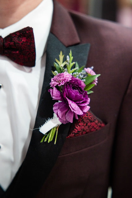 Prom Boutonniere:   Purple Mix
