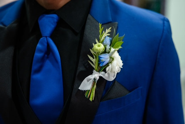 Prom Boutonniere:   Whites and Blue Mix