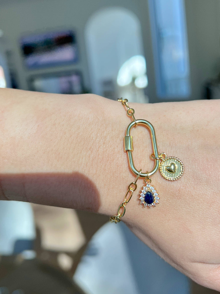 It's Especially Lucky - Charm Bracelet Chains Vol. 1: Lock with unique chain